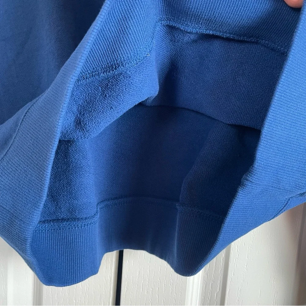 Seek Discomfort Essential Crewneck Sweater Sweatshirt Men’s XS Blue Motivational
